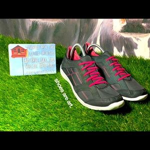 Clarks Women's Arbor Jade Walking Shoes